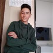 Der netteste Schüler in Mathe und bietet Nachhilfe